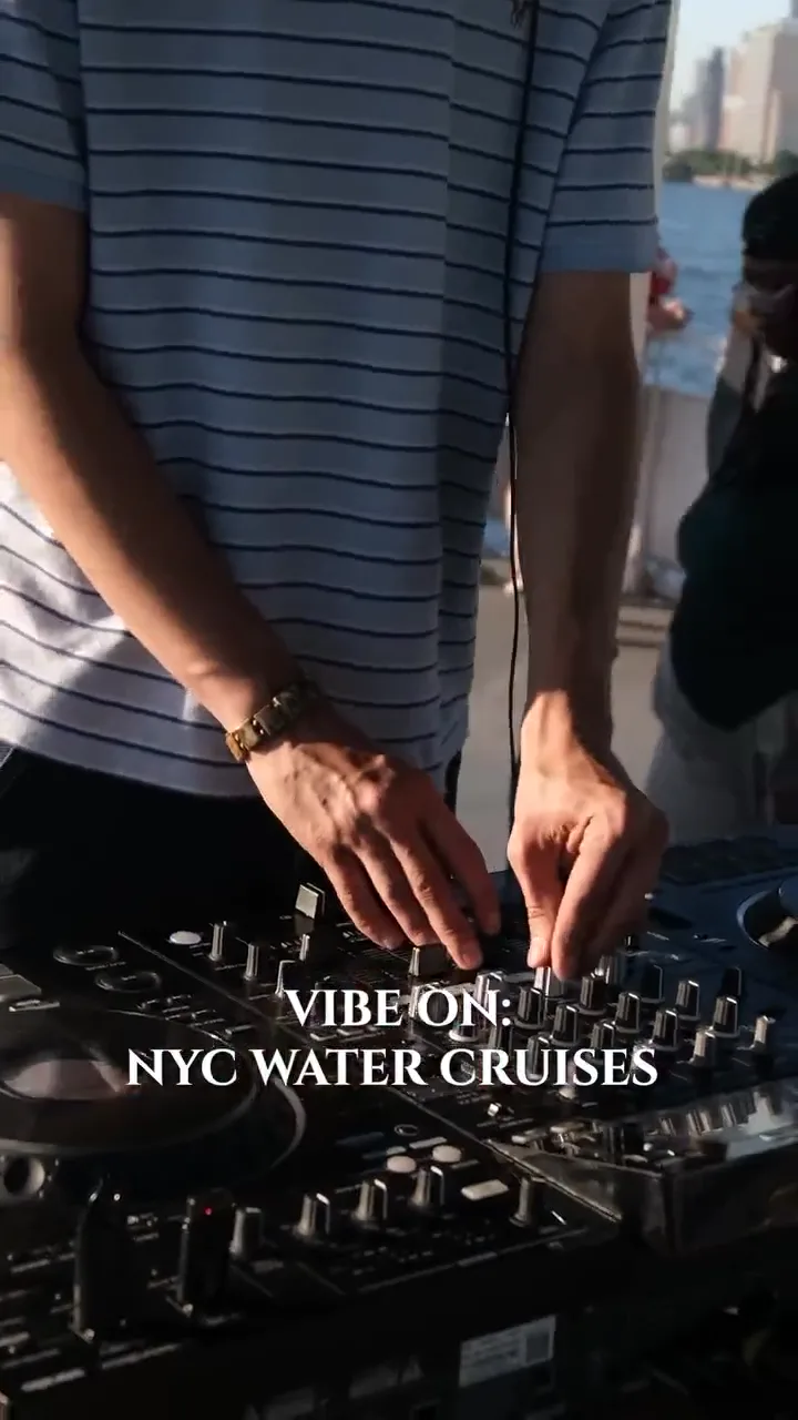 Vibe on, NYC Water Cruises