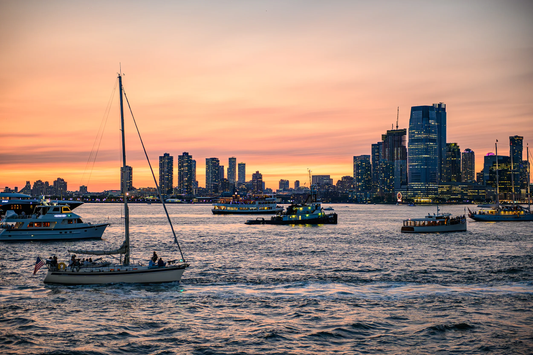 Best Places to Watch Breathtaking Sunsets from a Boat